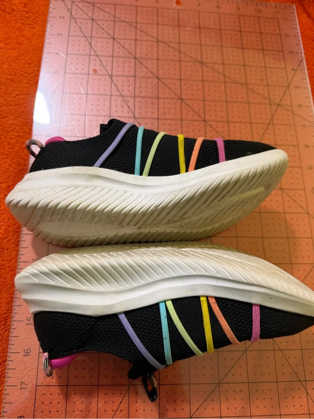 Skechers Girls Size 1 Black Rainbow Slip On Sneakers Air Cooled Memory Foam